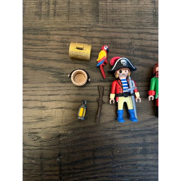 Set of Vintage Playmobil Pirates Figures Only – Set 5778 - Picture 4 of 6